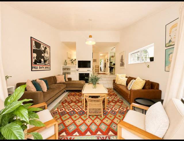 3 BEDROOM TOWNHOUSE FOR SALE IN SCOTT ESTATE